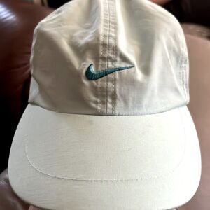 Light green Nike Baseball cap